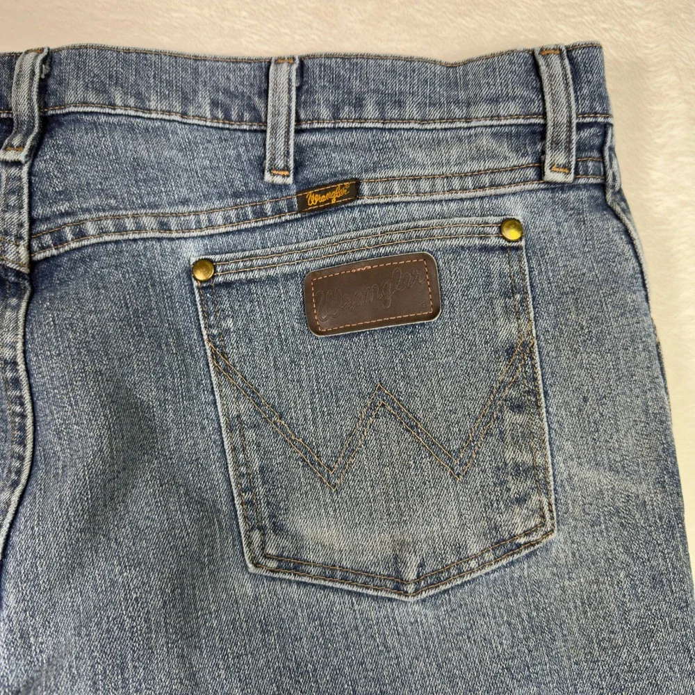 Wrangler‎ Jeans Mens Blue Denim Western Cowboy Straight Leg Size 34x31 - Picture 3 of 8